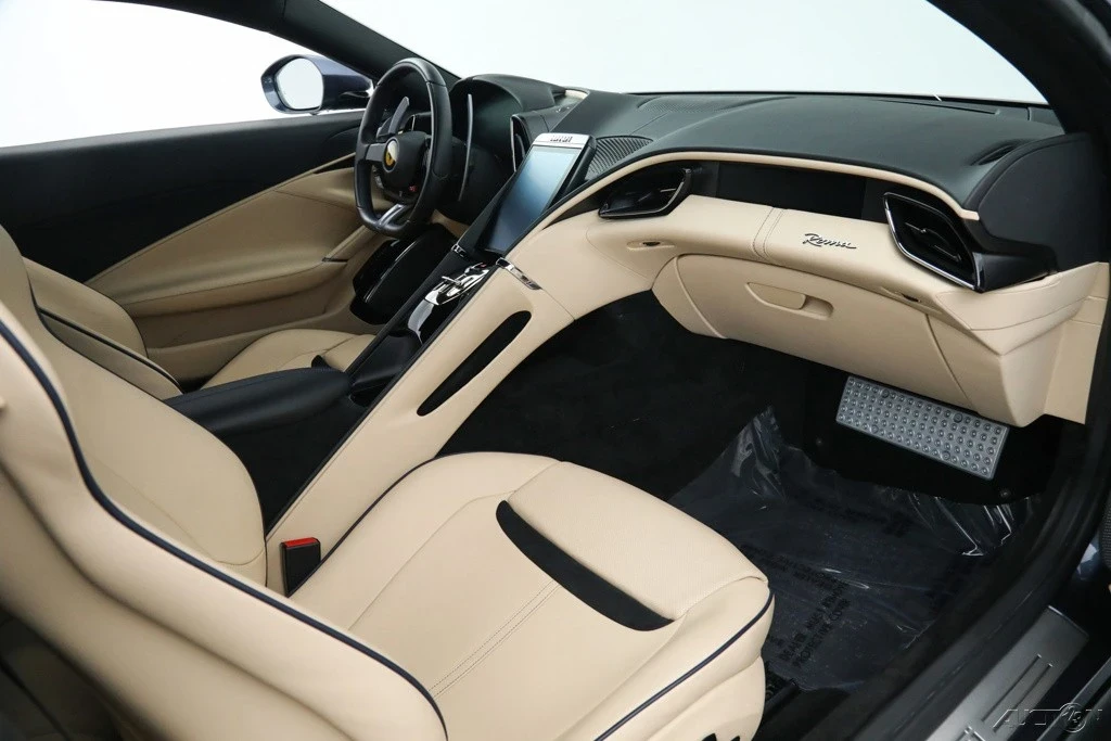 2021 Ferrari Roma - Image 19 of 21
