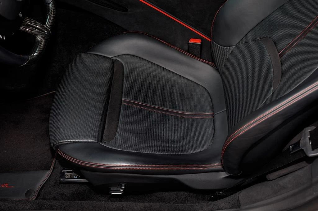 2021 Ferrari Roma - Image 30 of 31