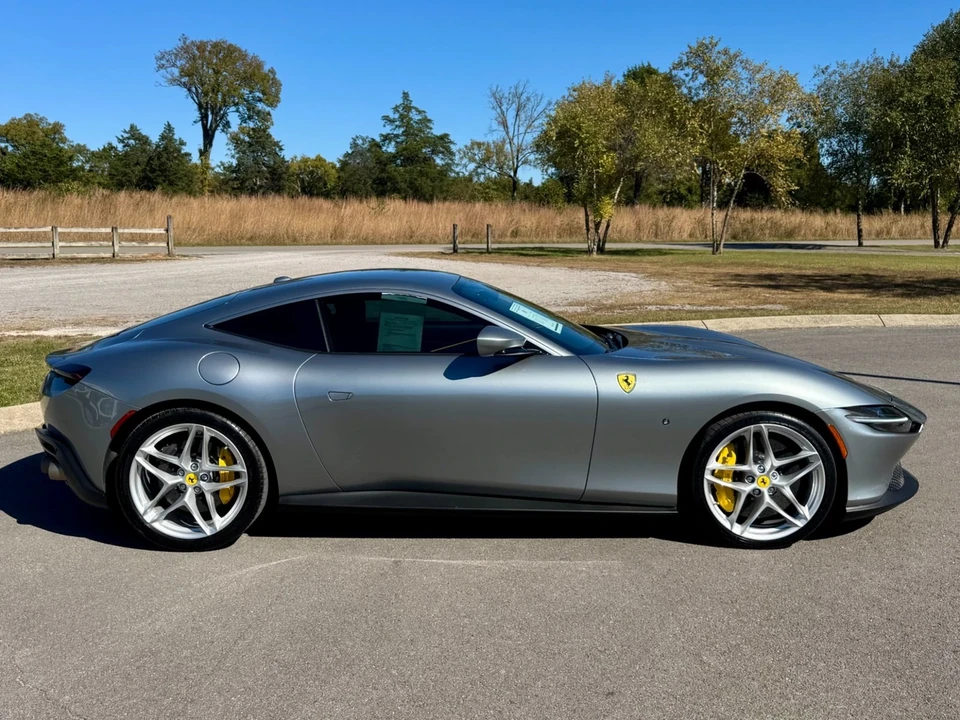 2021 Ferrari Roma - Image 6 of 12