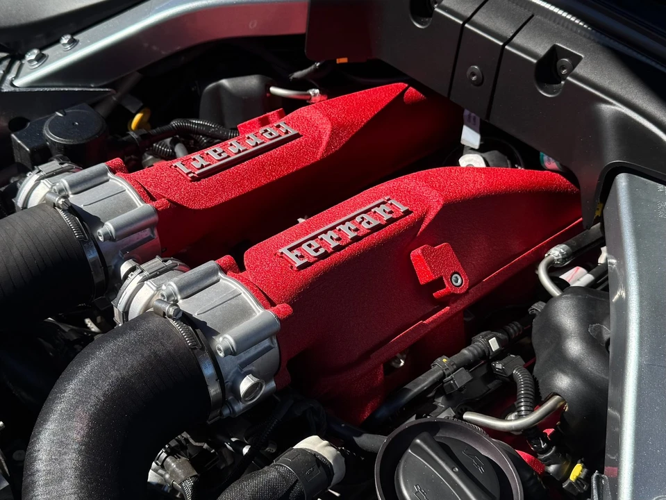 2021 Ferrari Roma - Image 18 of 21