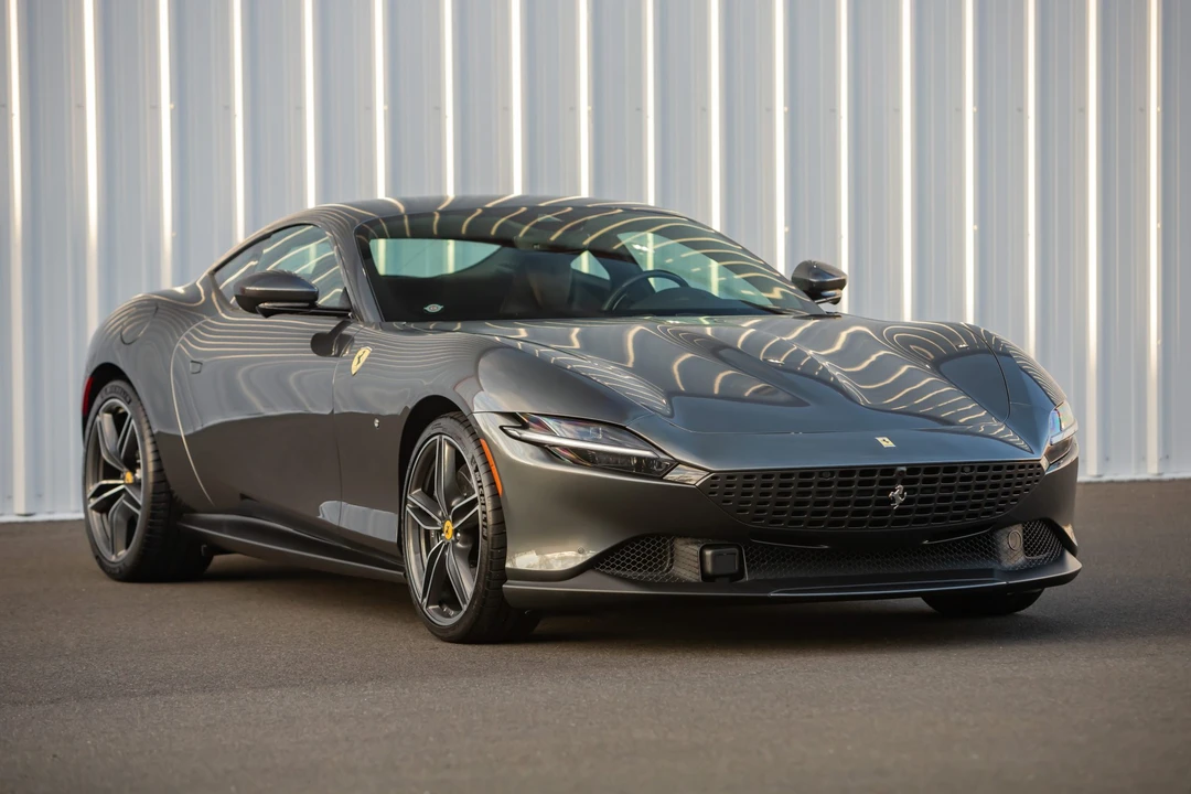 2021 Ferrari Roma - Image 18 of 31