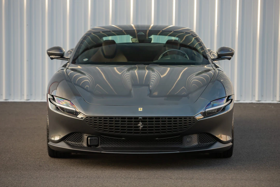 2021 Ferrari Roma - Image 16 of 31