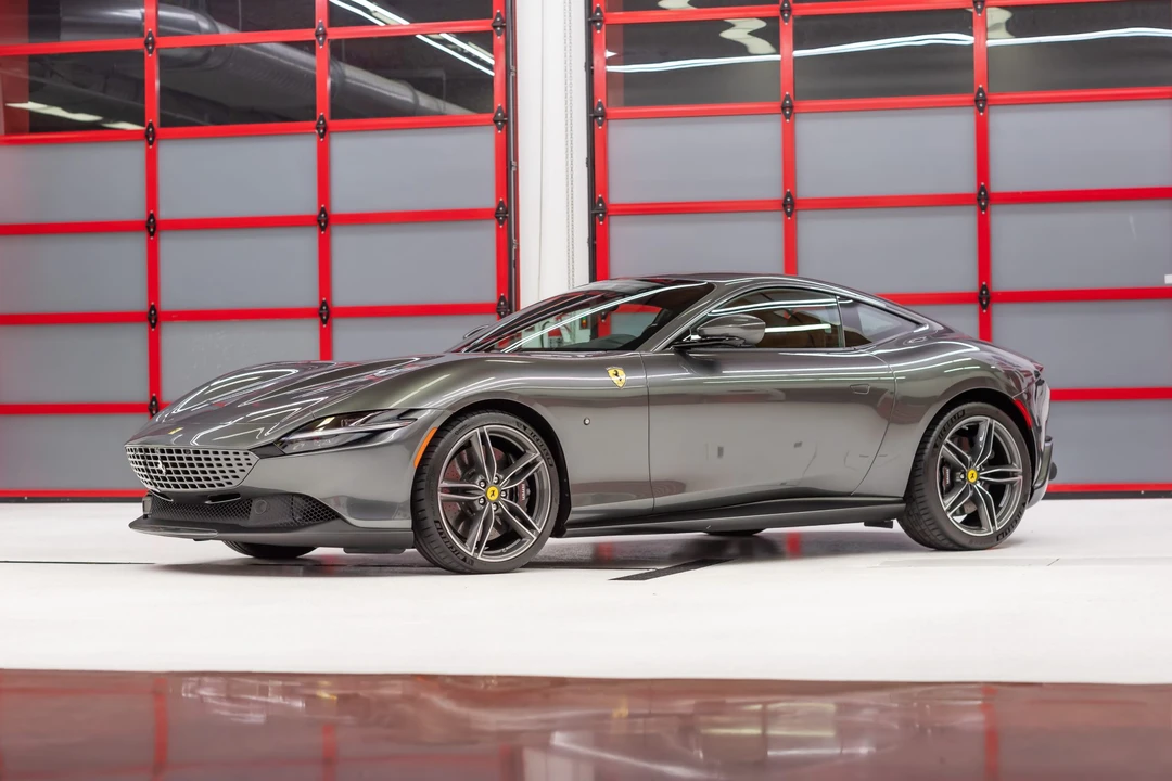 2021 Ferrari Roma - Image 2 of 31