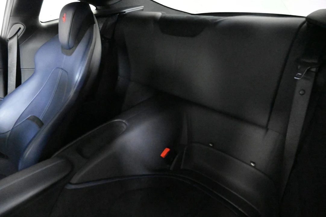 2021 Ferrari Roma - Image 19 of 31