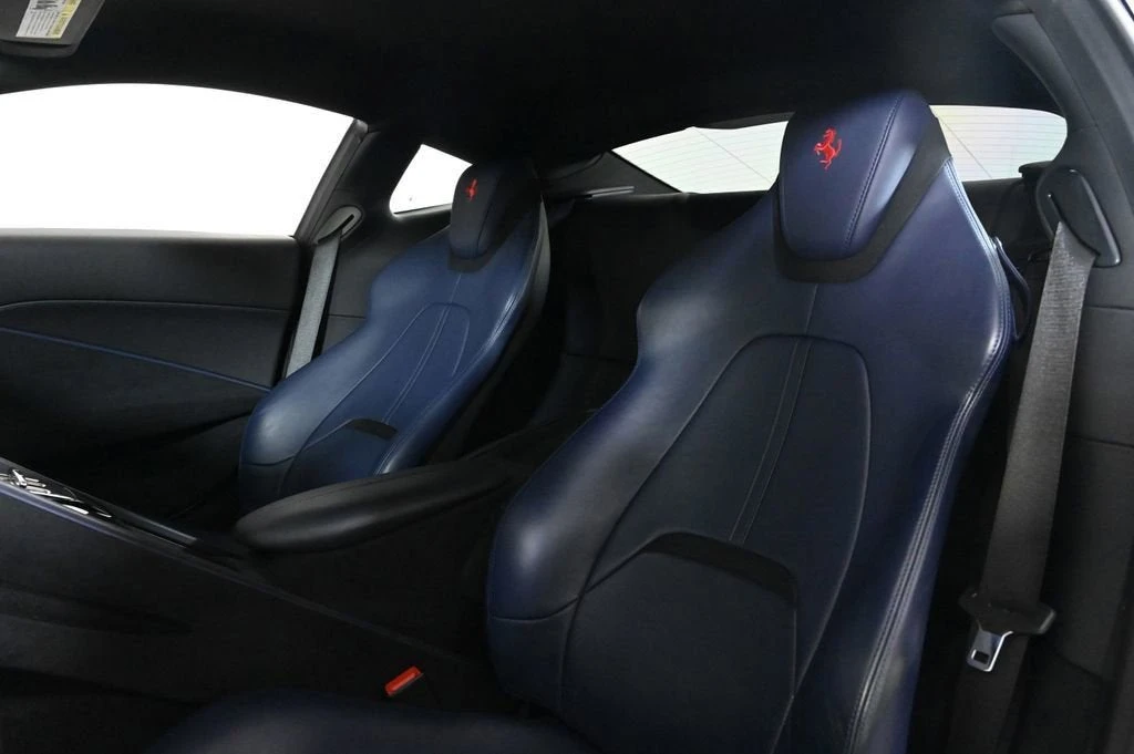 2021 Ferrari Roma - Image 5 of 31