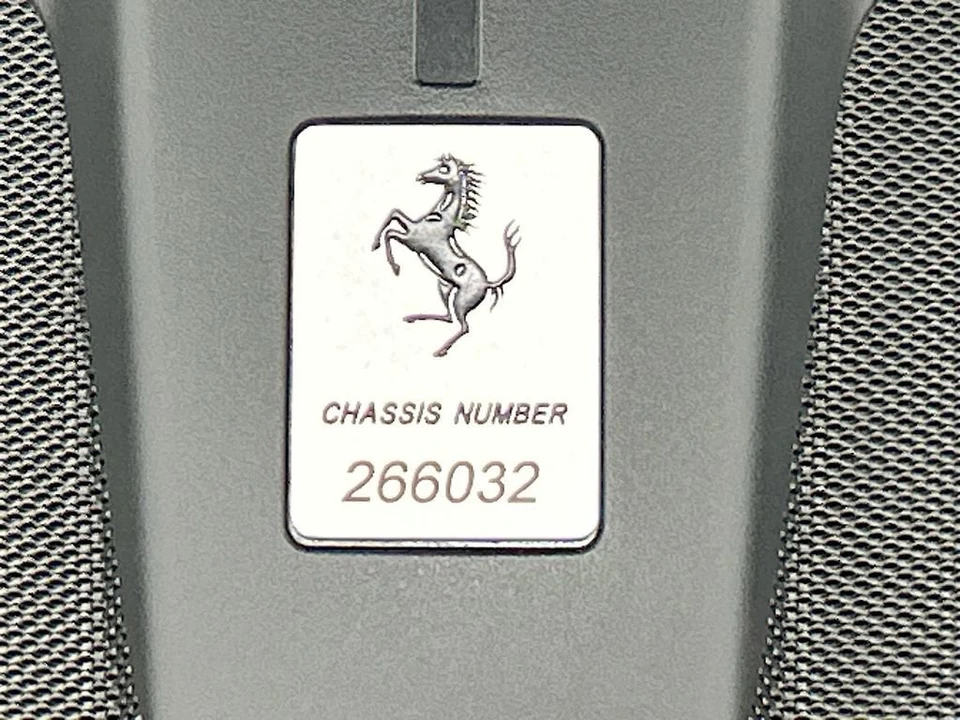2021 Ferrari Roma - Image 28 of 31