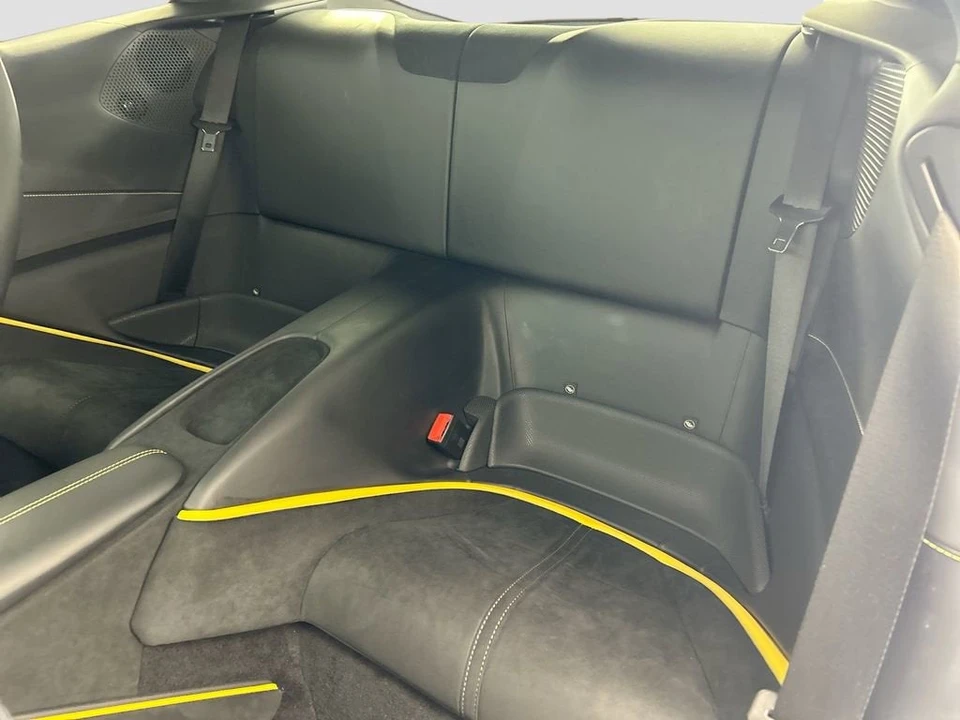 2021 Ferrari Roma - Image 20 of 31
