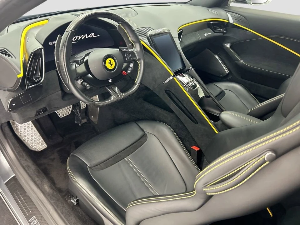 2021 Ferrari Roma - Image 9 of 31