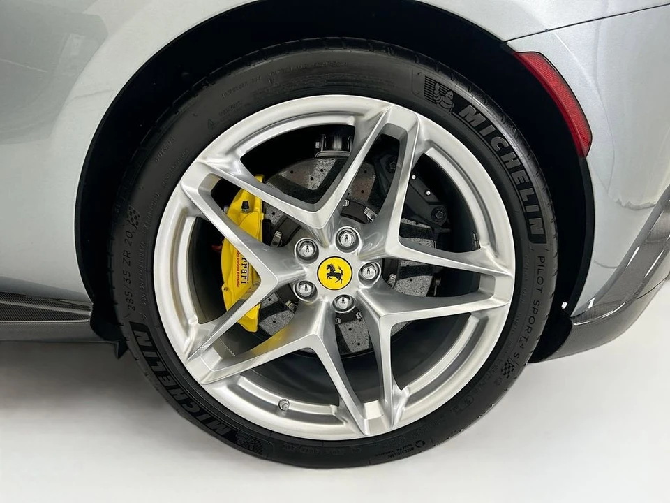 2021 Ferrari Roma - Image 30 of 31