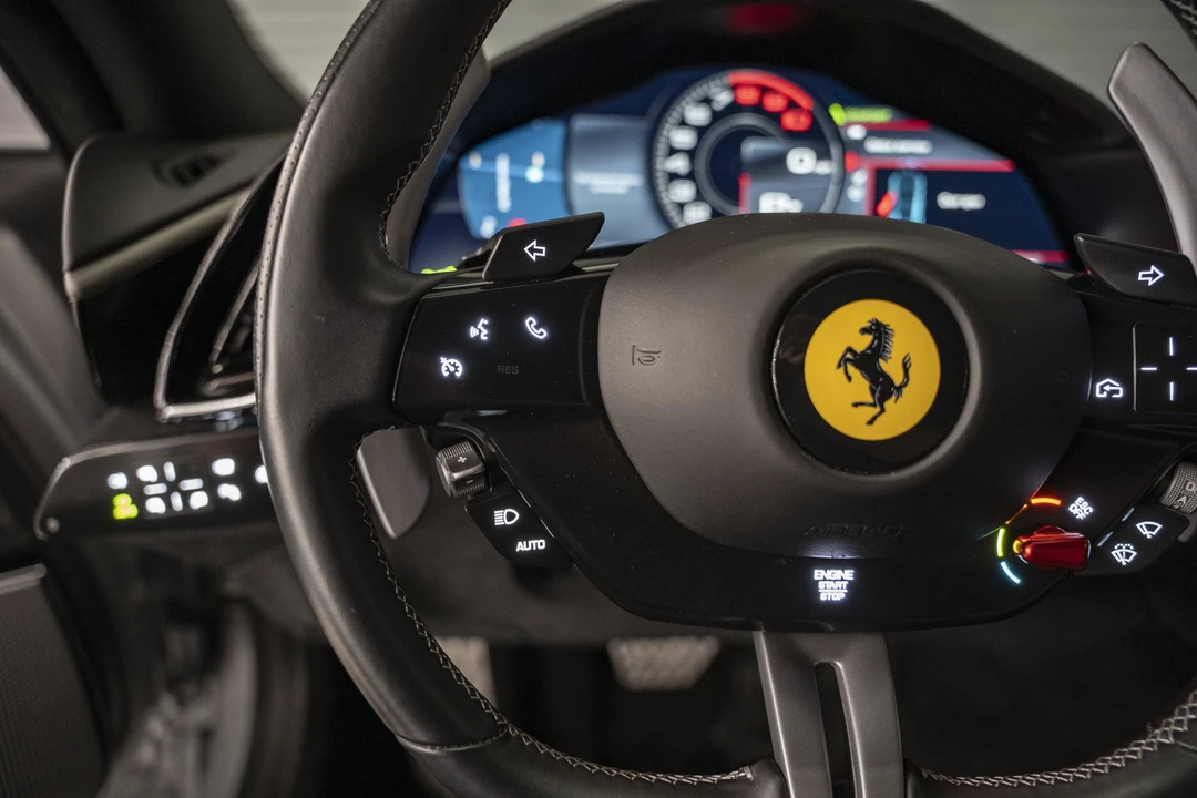 2021 Ferrari Roma - Image 29 of 31