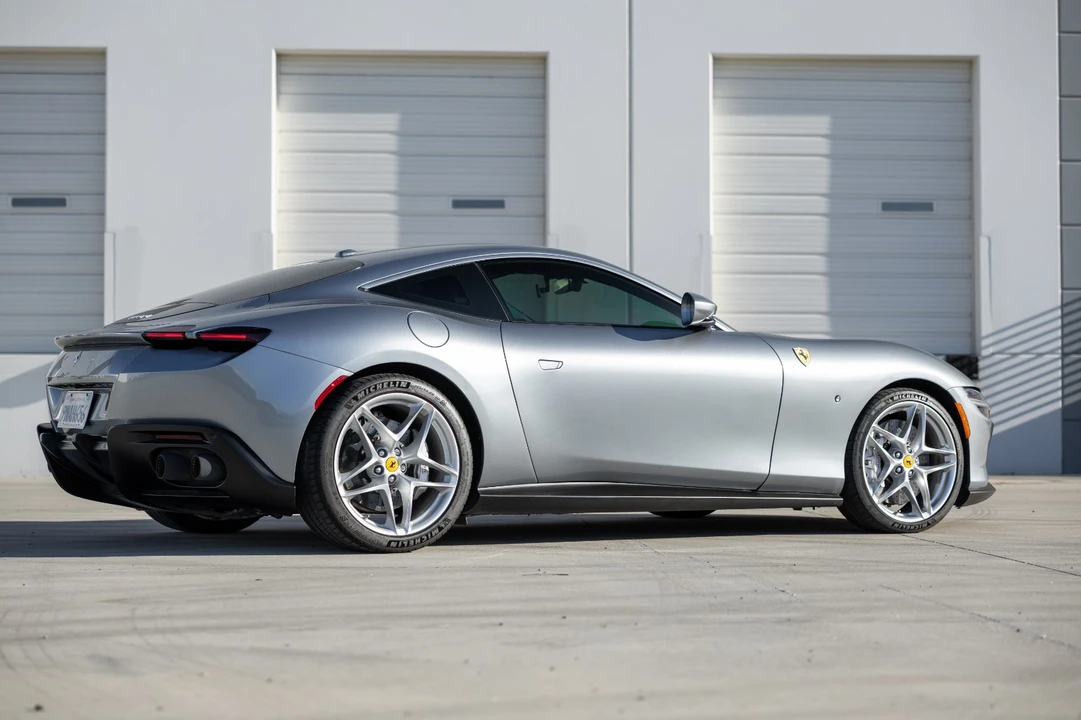 2021 Ferrari Roma - Image 2 of 12