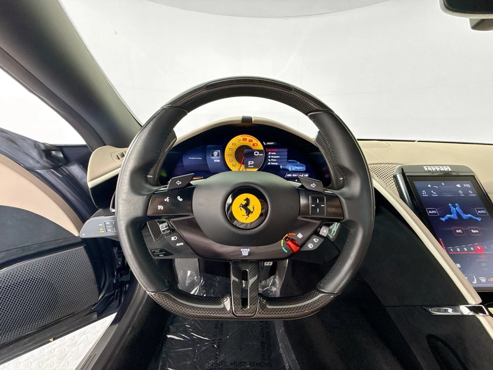 2021 Ferrari Roma - Image 10 of 31