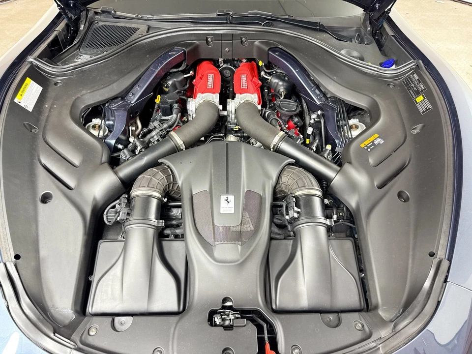 2021 Ferrari Roma - Image 21 of 31