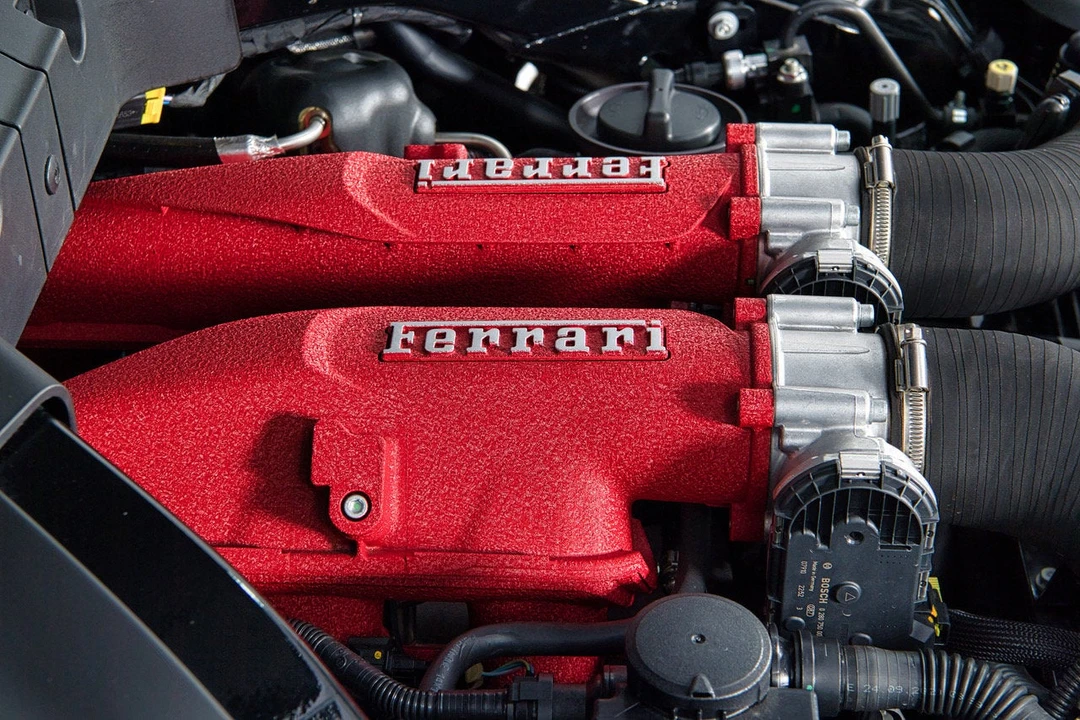 2021 Ferrari Roma - Image 26 of 31