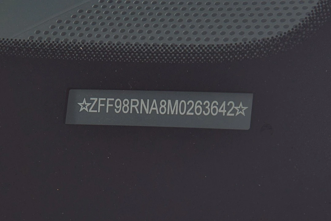 2021 Ferrari Roma - Image 30 of 31