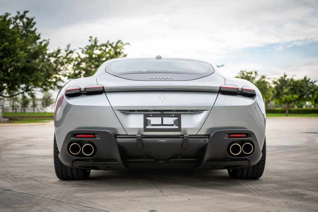 2021 Ferrari Roma - Image 29 of 31