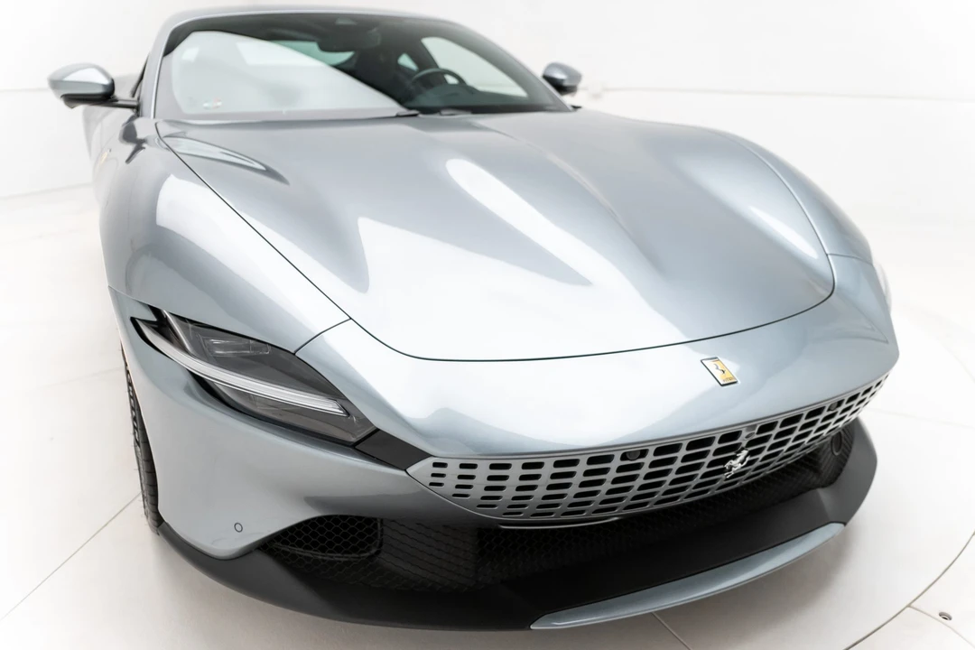 2021 Ferrari Roma - Image 21 of 31