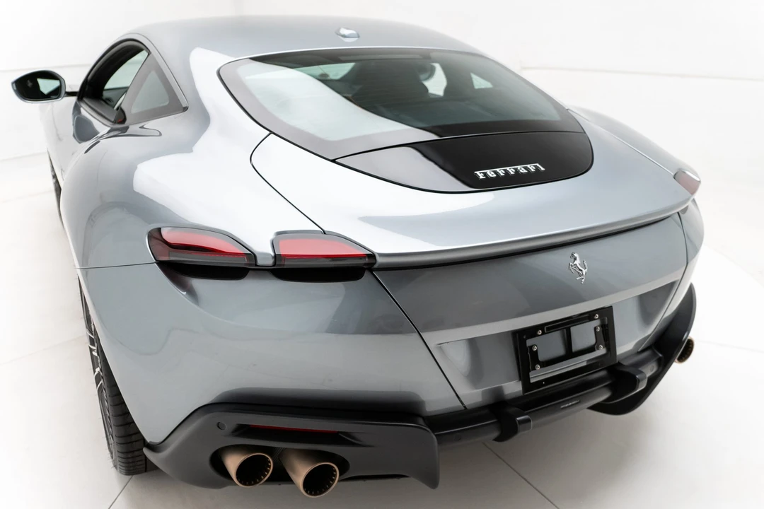 2021 Ferrari Roma - Image 23 of 31