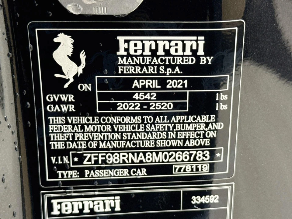 2021 Ferrari Roma - Image 29 of 31