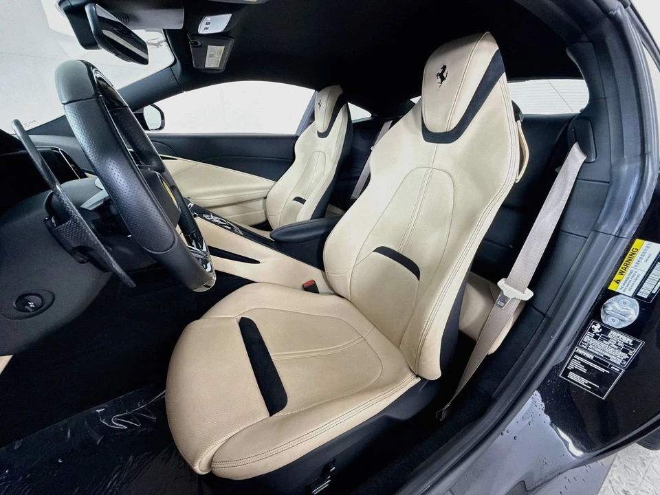 2021 Ferrari Roma - Image 9 of 31