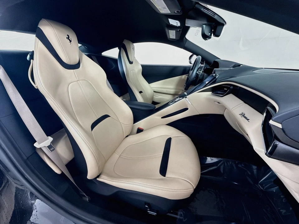 2021 Ferrari Roma - Image 23 of 31