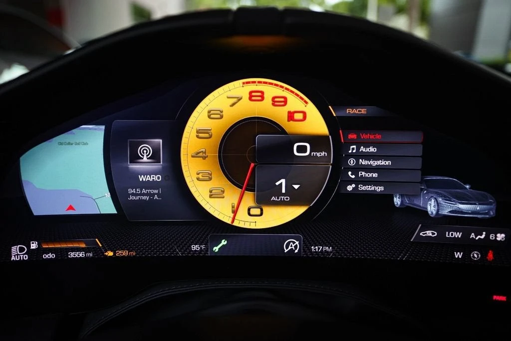 2021 Ferrari Roma - Image 28 of 31
