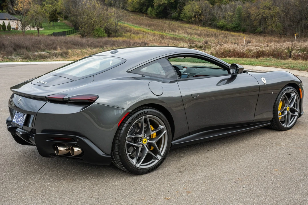 2021 Ferrari Roma - Image 8 of 31