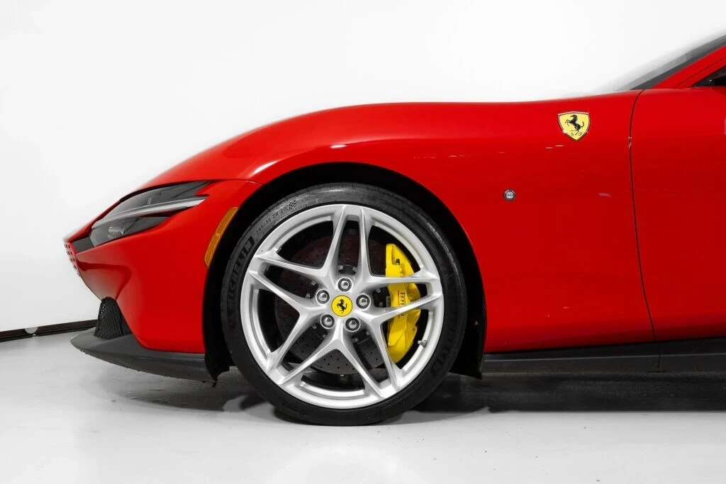 2021 Ferrari Roma - Image 16 of 21
