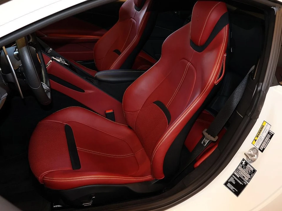 2021 Ferrari Roma - Image 5 of 31