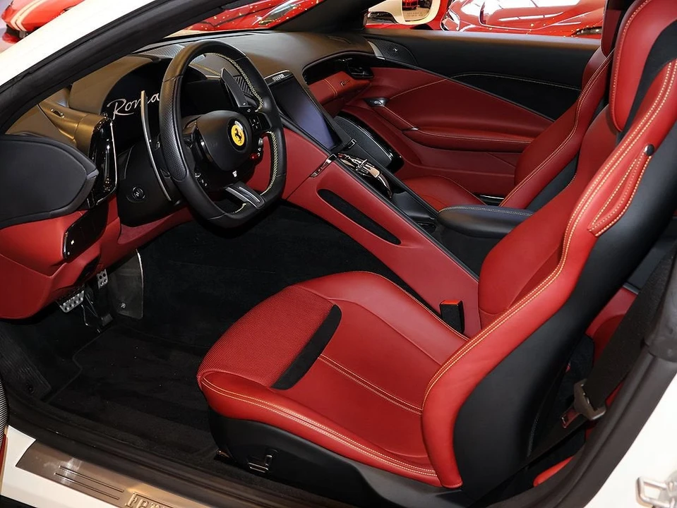 2021 Ferrari Roma - Image 4 of 31