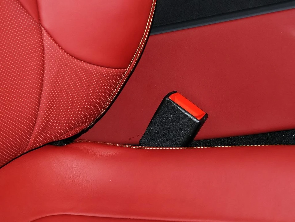 2021 Ferrari Roma - Image 21 of 31