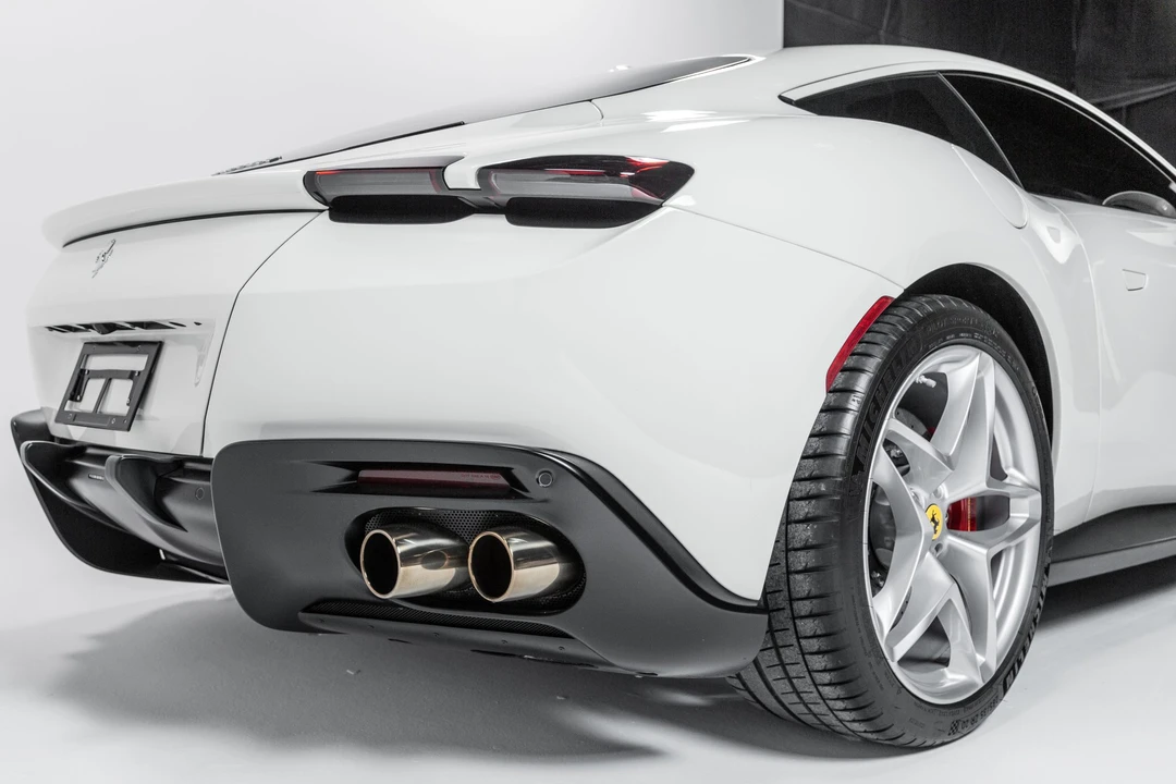 2021 Ferrari Roma - Image 21 of 31