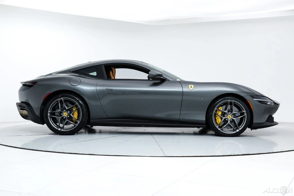 2021 Ferrari Roma - Image 9 of 21