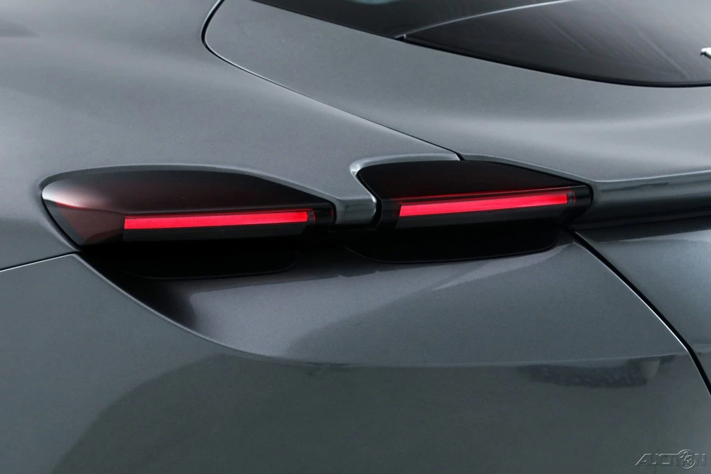 2021 Ferrari Roma - Image 16 of 21