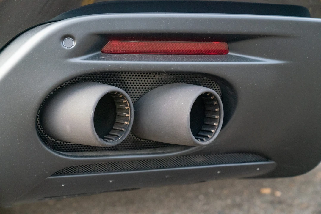 2021 Ferrari Roma - Image 26 of 31