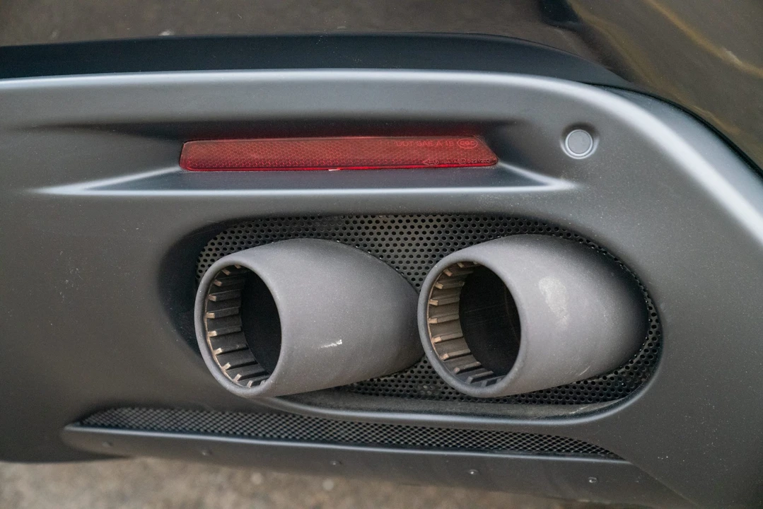 2021 Ferrari Roma - Image 27 of 31