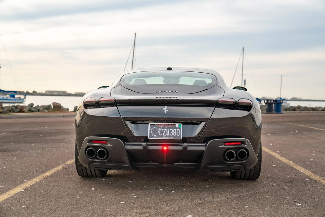 2021 Ferrari Roma - Image 12 of 31