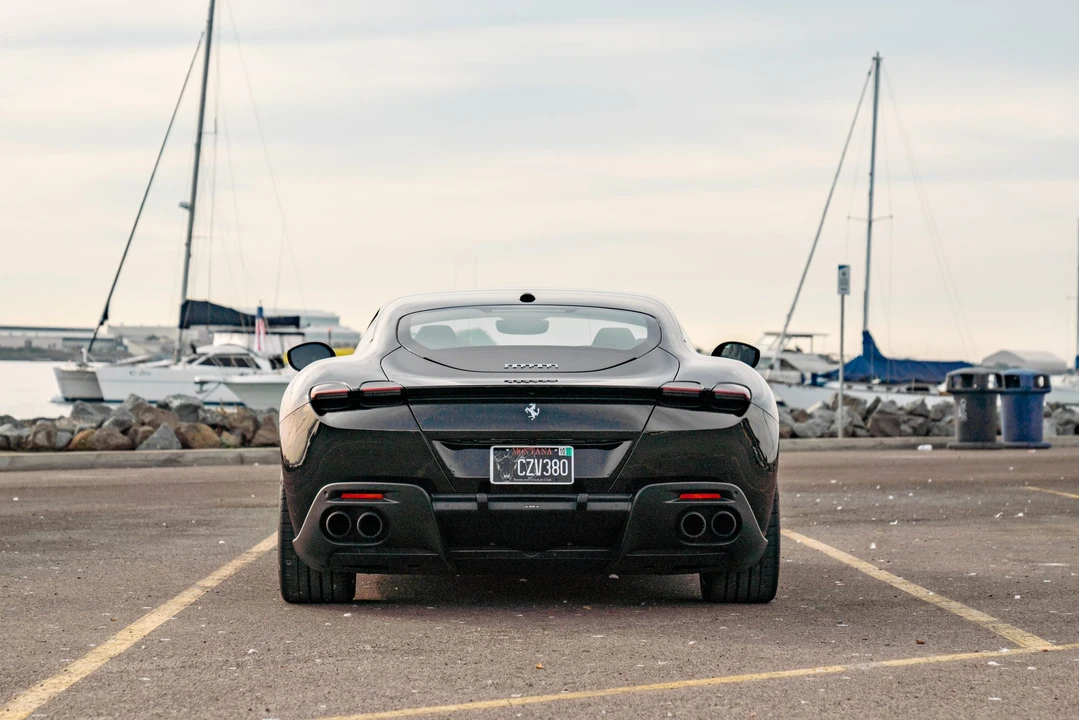 2021 Ferrari Roma - Image 9 of 31
