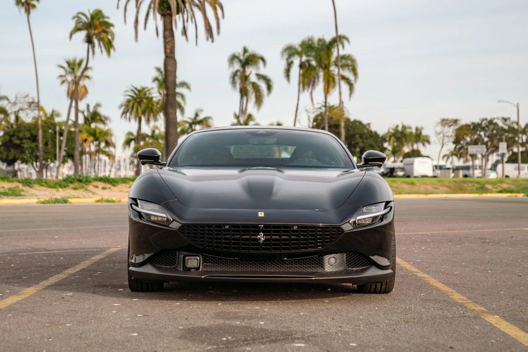 2021 Ferrari Roma - Image 22 of 31