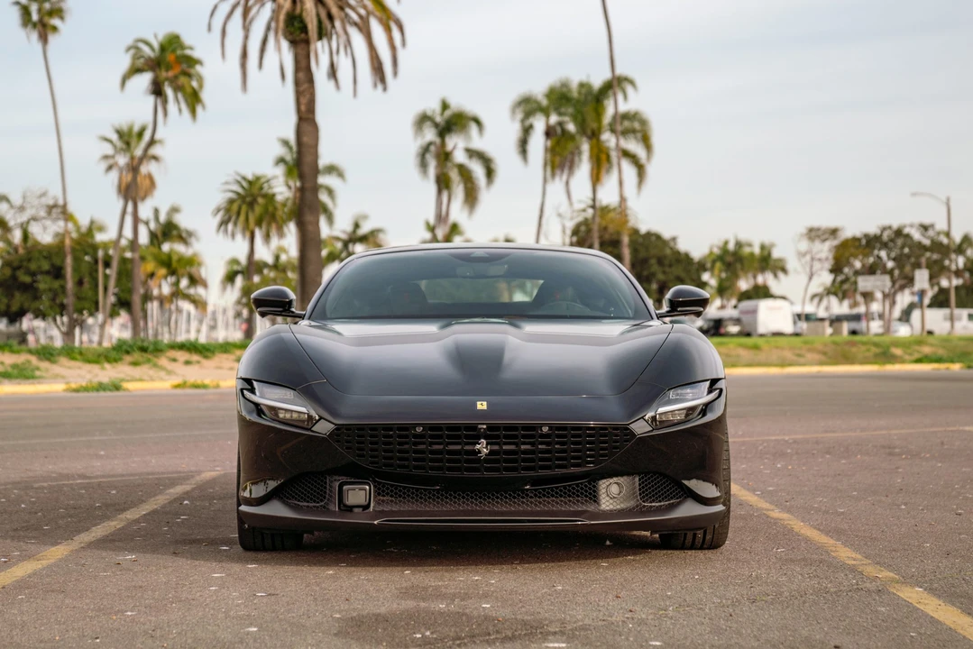 2021 Ferrari Roma - Image 23 of 31