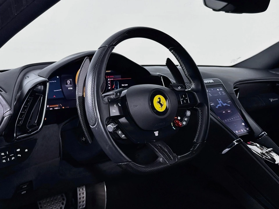 2021 Ferrari Roma - Image 12 of 31