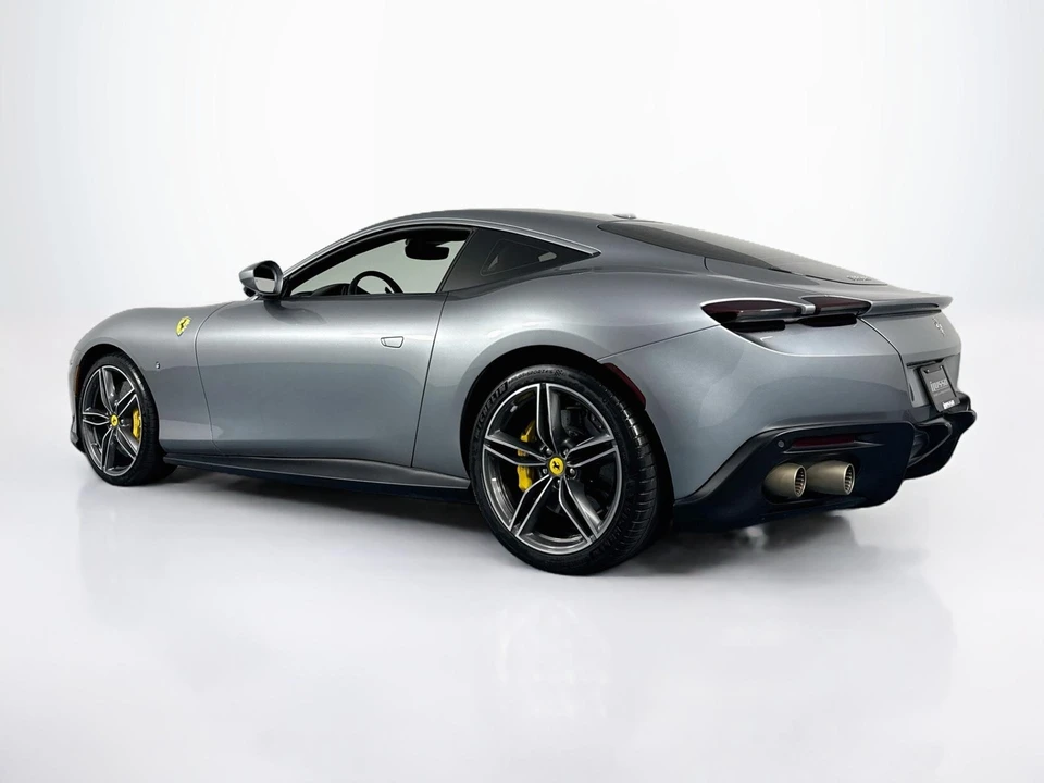 2021 Ferrari Roma - Image 7 of 31