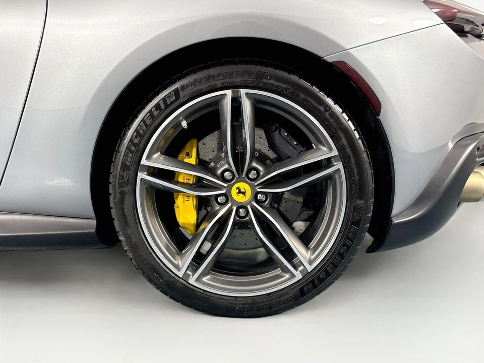 2021 Ferrari Roma - Image 31 of 31