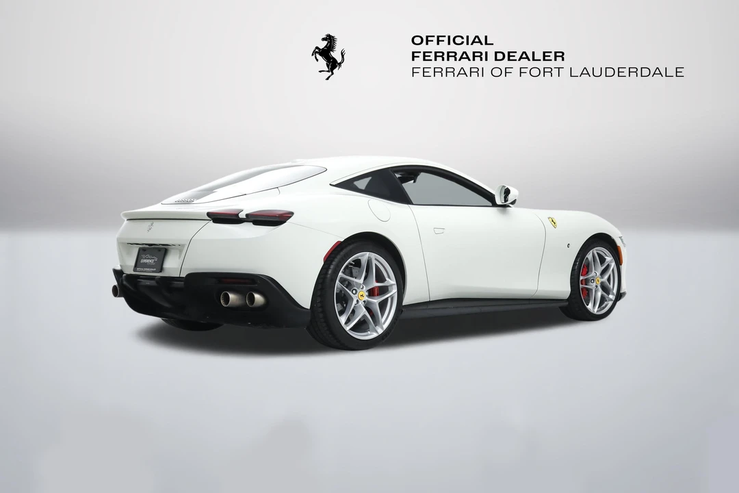 2021 Ferrari Roma - Image 9 of 31