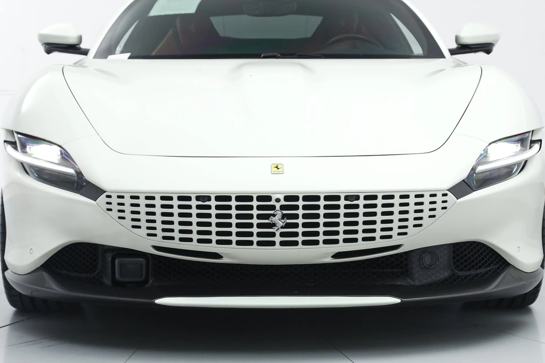 2021 Ferrari Roma - Image 13 of 31