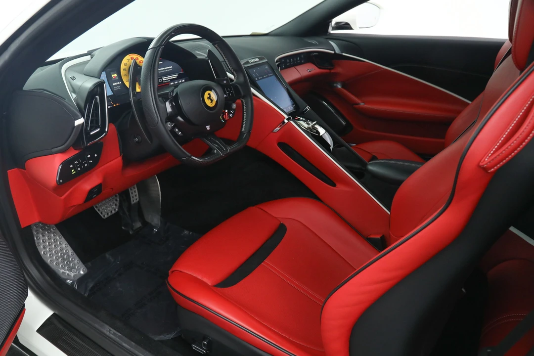 2021 Ferrari Roma - Image 2 of 31