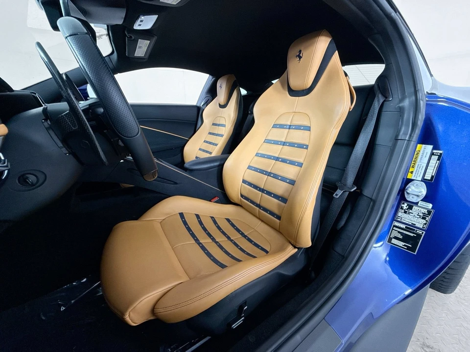 2021 Ferrari Roma - Image 9 of 30