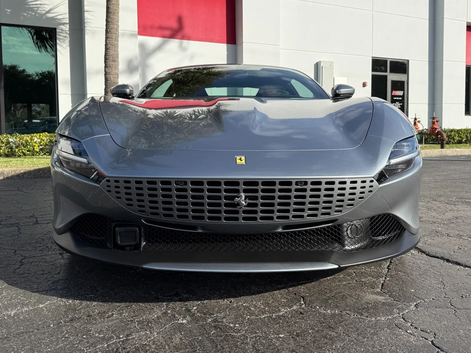 2021 Ferrari Roma - Image 10 of 21