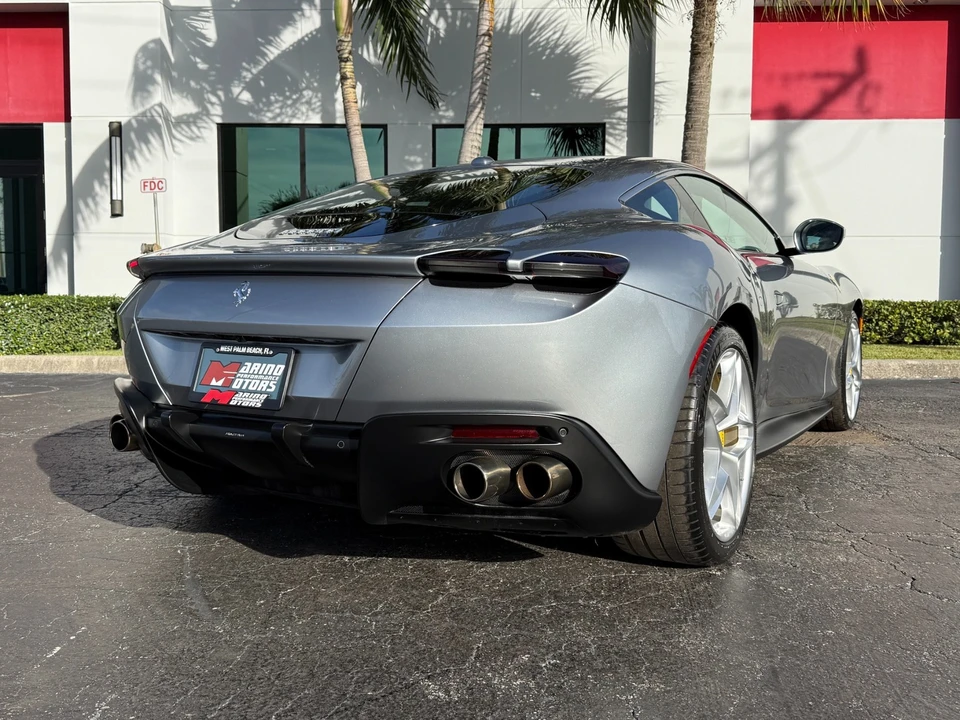 2021 Ferrari Roma - Image 18 of 21
