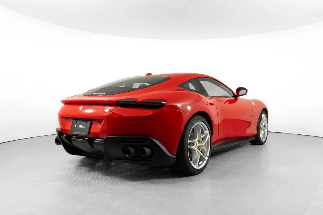 2021 Ferrari Roma - Image 2 of 12